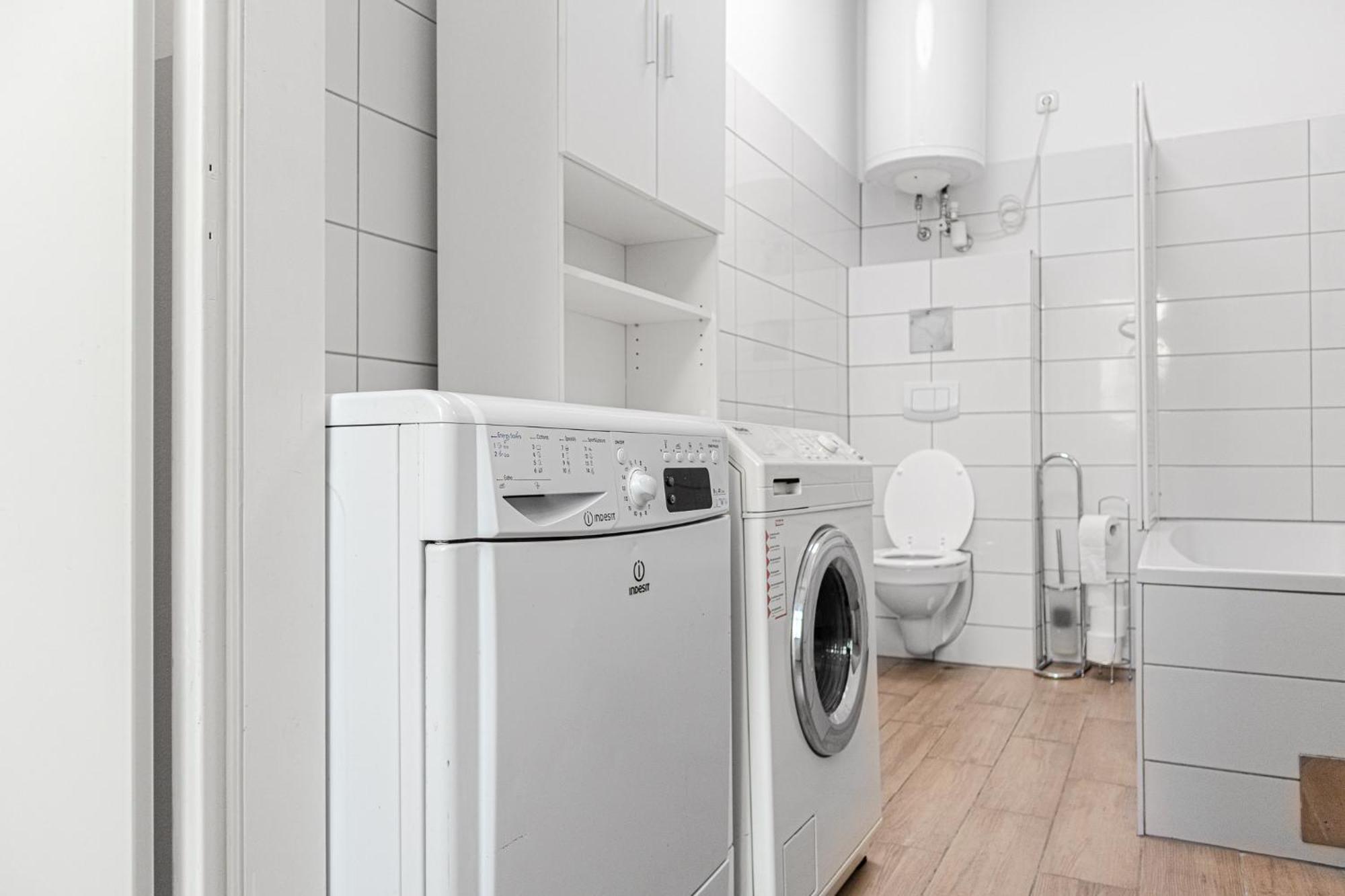 Relaxing 2-Bed Apartment For Extended Visits Вена Экстерьер фото
